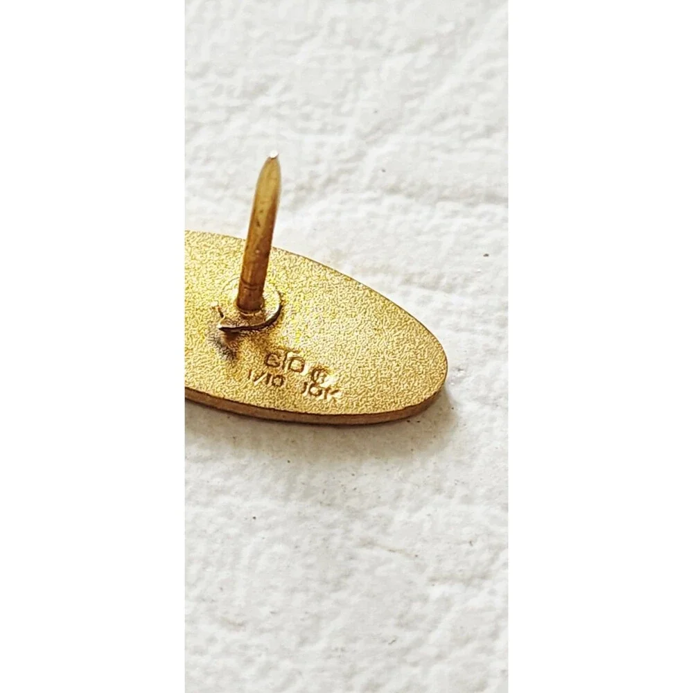 Vintage McDonnell Douglas Aircraft Year Service Pin 1/10 10k
